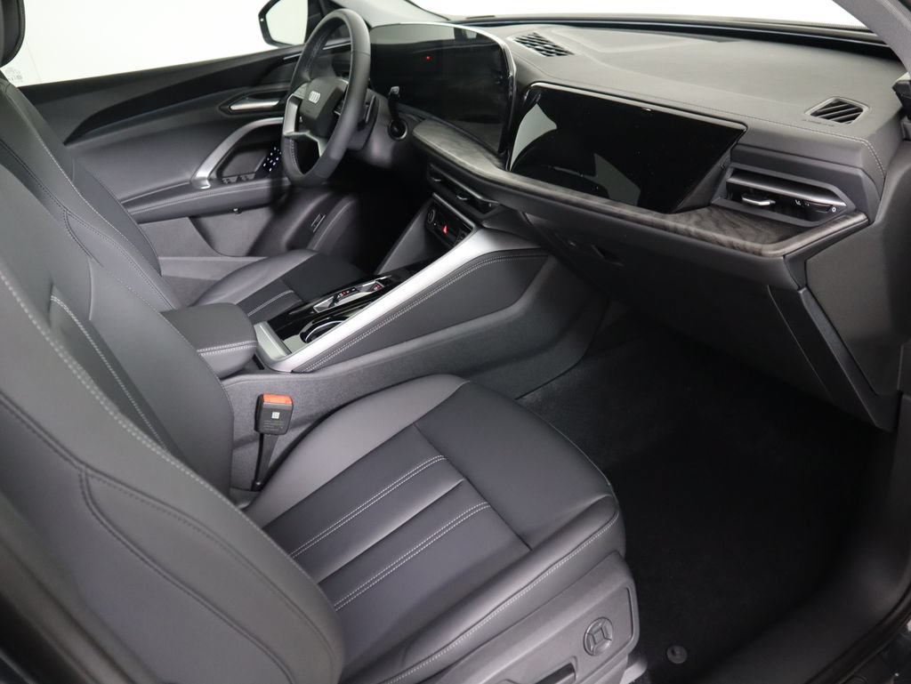 Used 2025 Audi Q5 Premium w/ Convenience Package AWD/4WD image 18