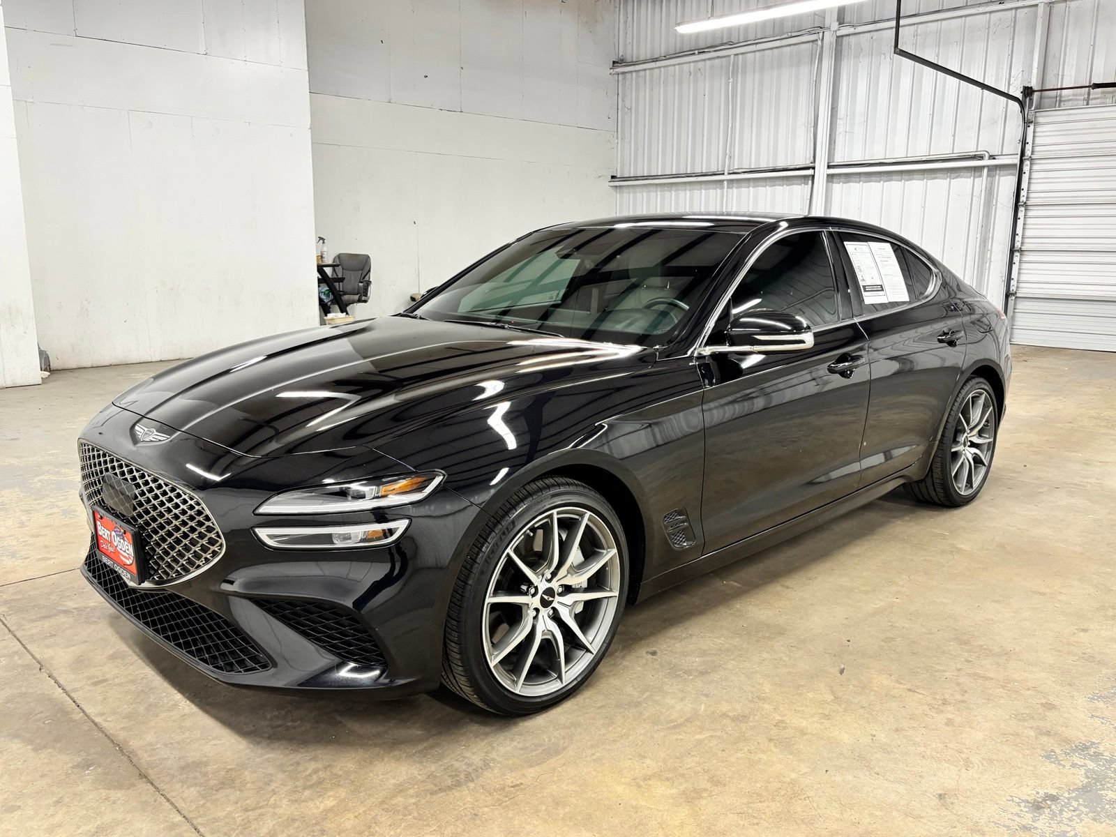 Used 2024 Genesis G70 2.5T RWD image 3