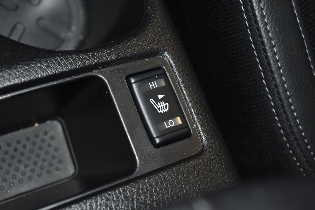 Certified 2022 Nissan Rogue Sport SL w/ Premium Package image 17