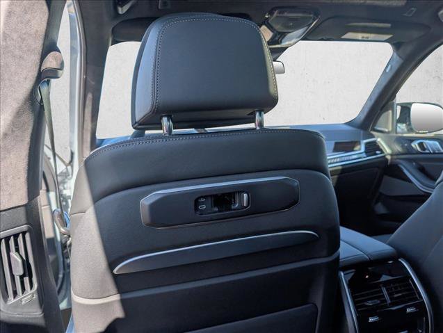 New 2026 BMW X7 M60i AWD/4WD image 22