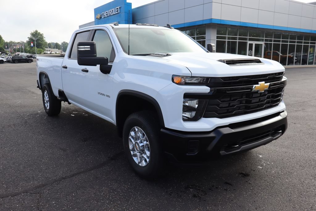 New 2026 Chevrolet Silverado 3500 W/T AWD/4WD image 2