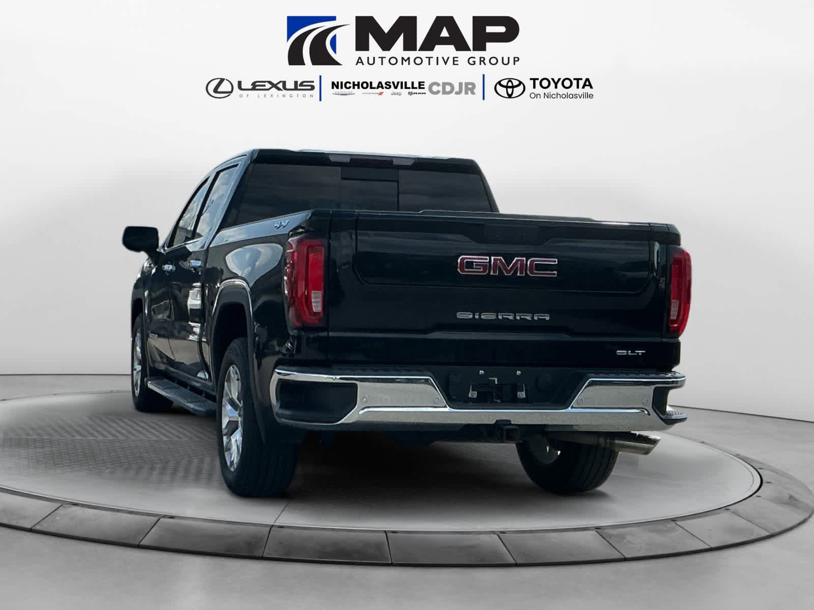 Used 2019 GMC Sierra 1500 SLT w/ SLT Premium Plus Package image 3