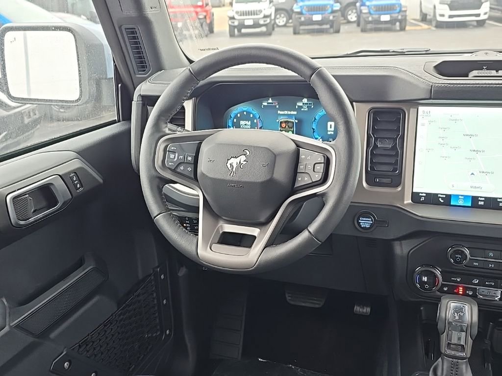 New 2025 Ford Bronco Outer Banks w/ Sasquatch Package image 15
