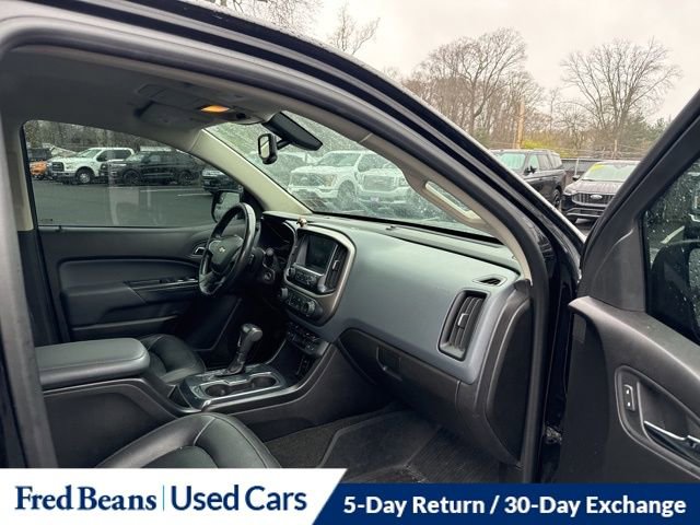 Used 2018 Chevrolet Colorado Z71 w/ Z71 Midnight Edition image 11