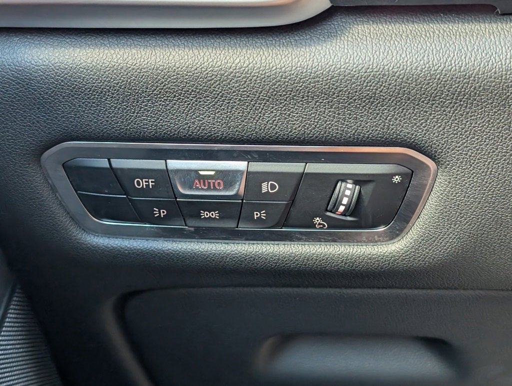 Used 2022 BMW X5 xDrive40i w/ Premium Package image 27