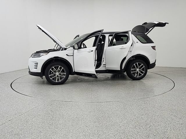 New 2026 Land Rover Discovery Sport Landmark AWD/4WD image 8