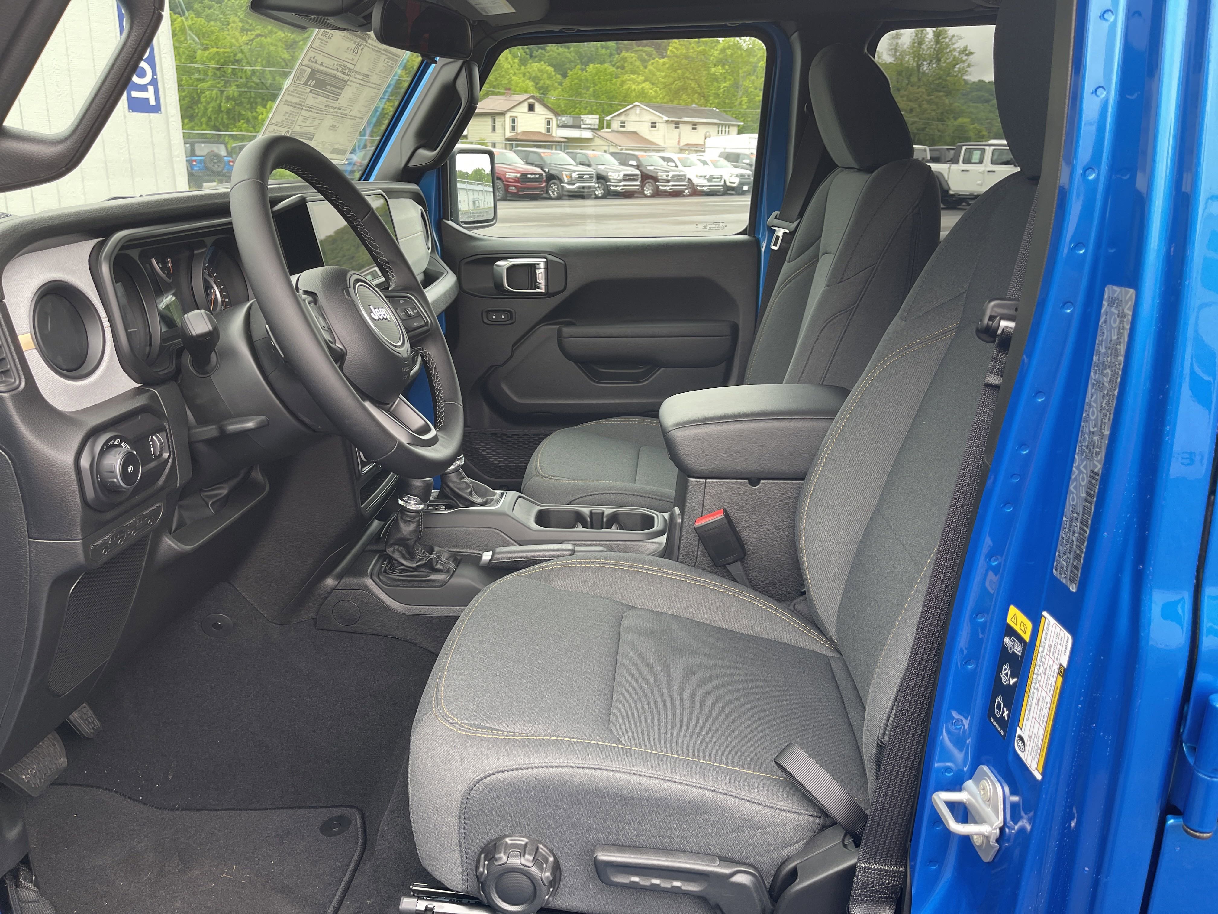 New 2025 Jeep Wrangler Sport S image 9