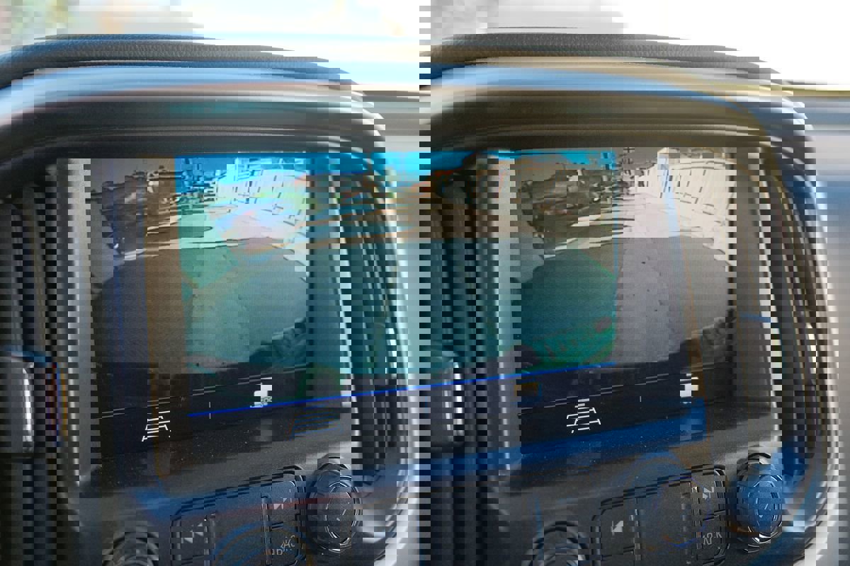 Used 2022 Chevrolet Colorado LT w/ Safety Package image 21