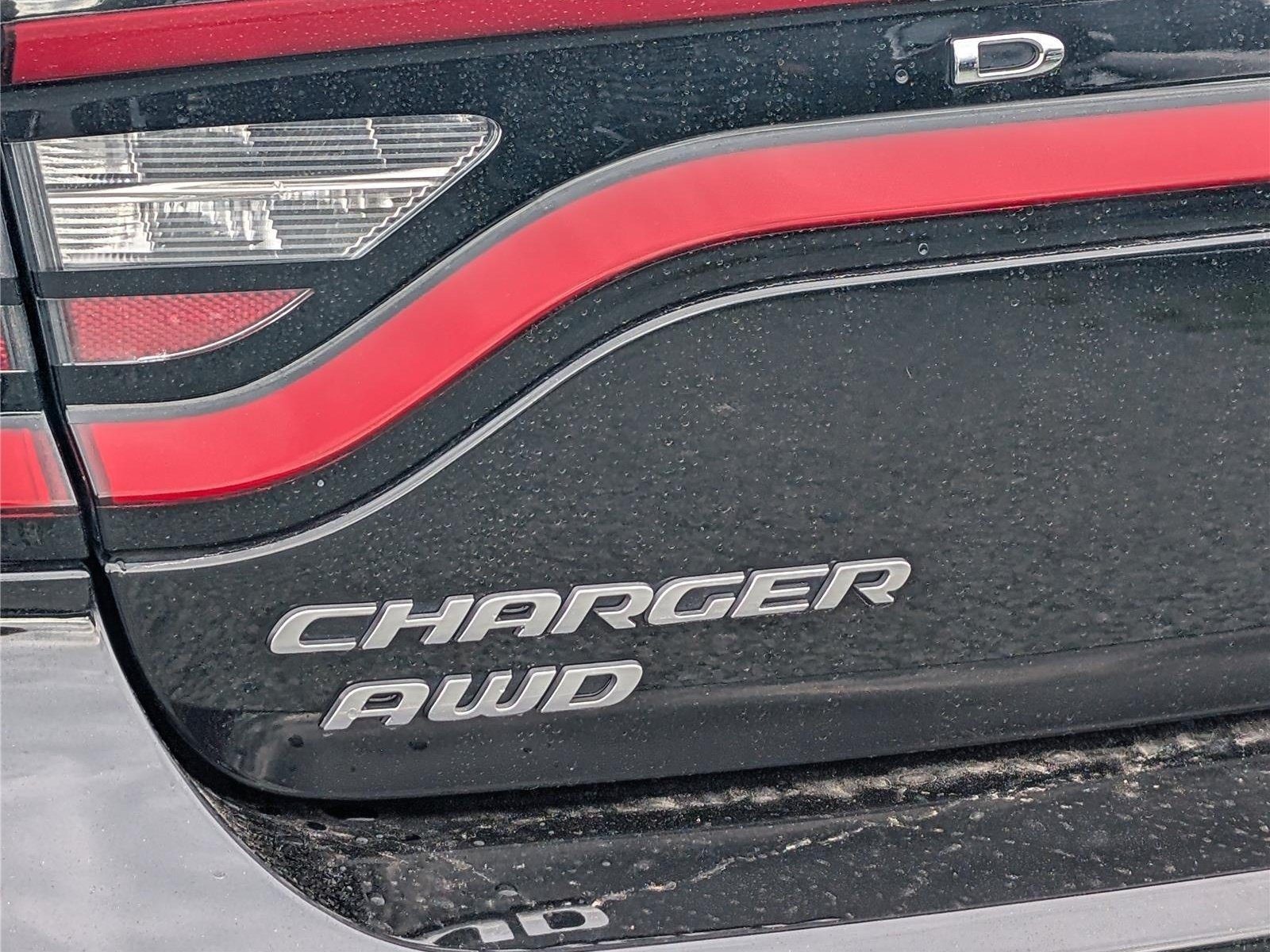 Used 2016 Dodge Charger SXT w/ AWD Plus Group image 13