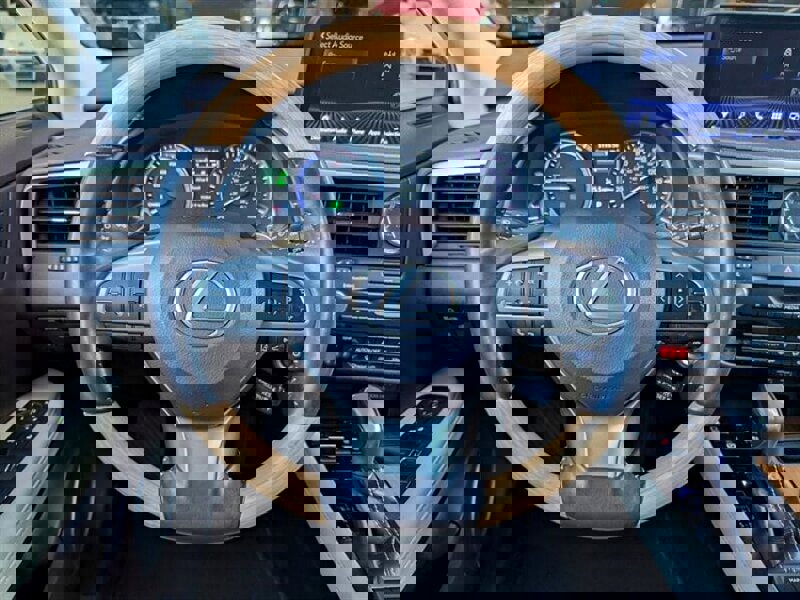 Used 2020 Lexus RX 450h AWD w/ Premium Package image 19