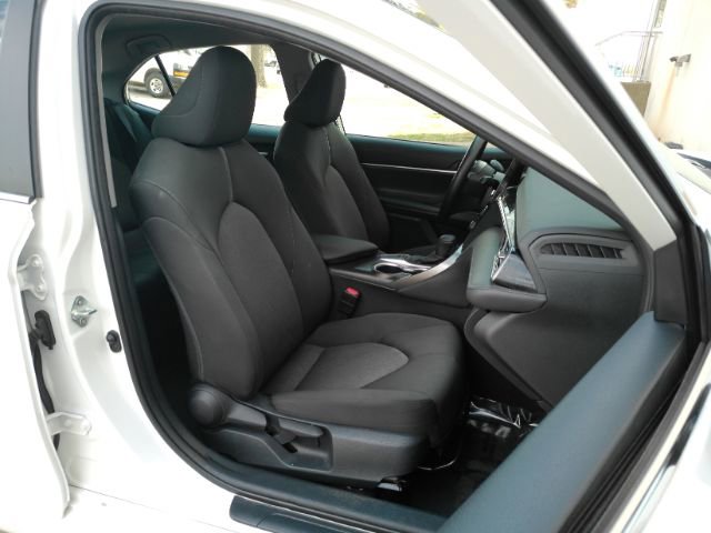 Used 2023 Toyota Camry LE FWD image 21