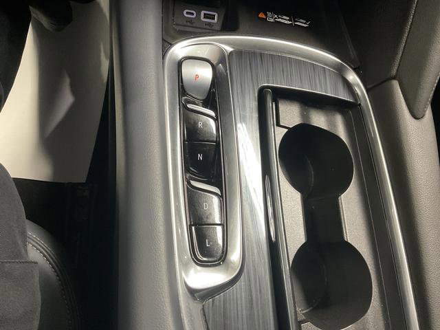 Used 2023 Buick Enclave Essence image 26