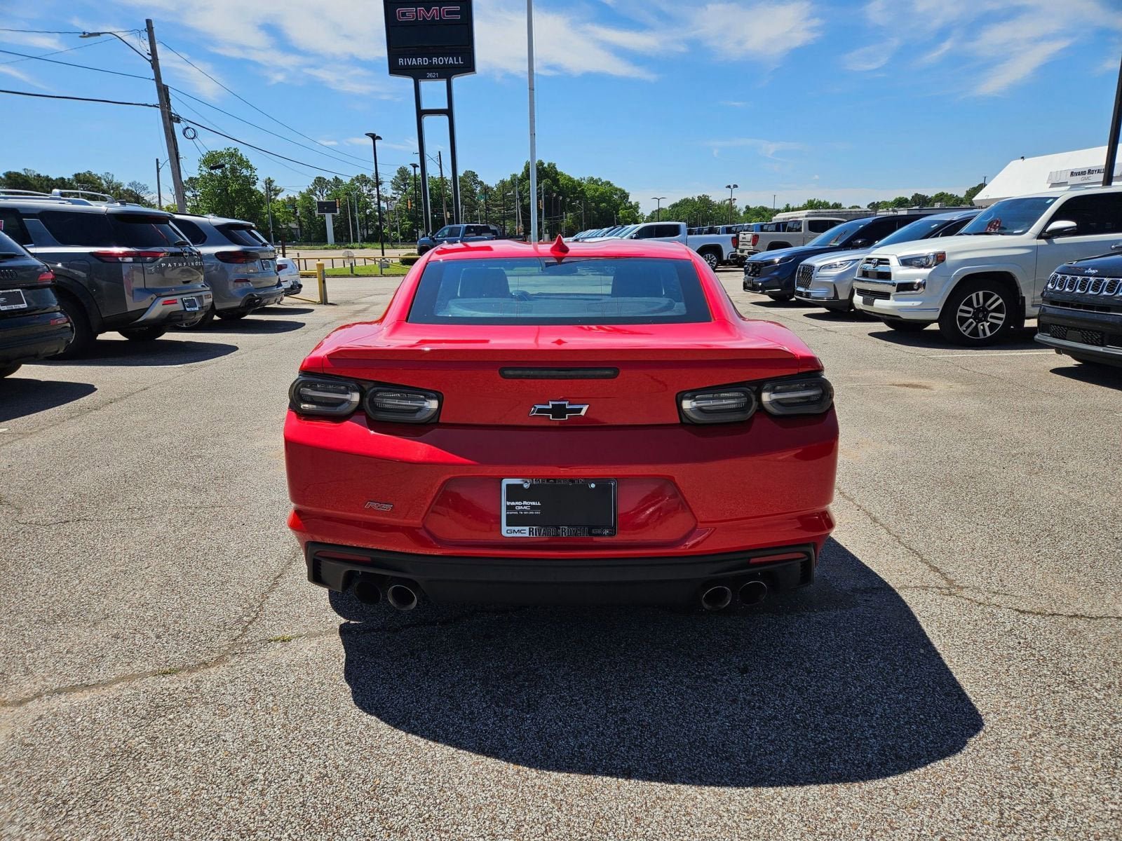 Used 2021 Chevrolet Camaro LT w/ RS Package RWD image 5