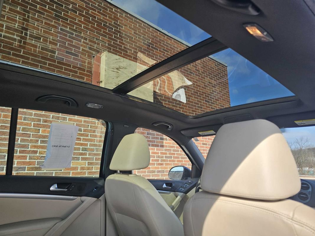 Used 2014 Volkswagen Tiguan R-Line image 7