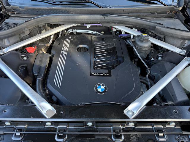 Used 2022 BMW X7 xDrive40i w/ Premium Package image 30
