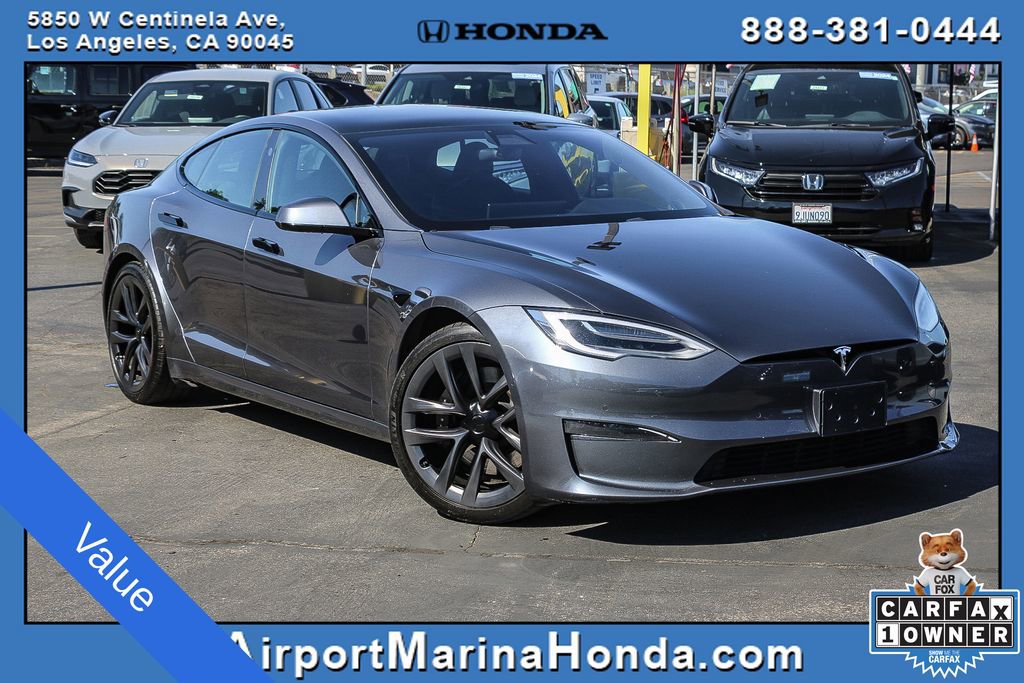 Used 2021 Tesla Model S Plaid image 1