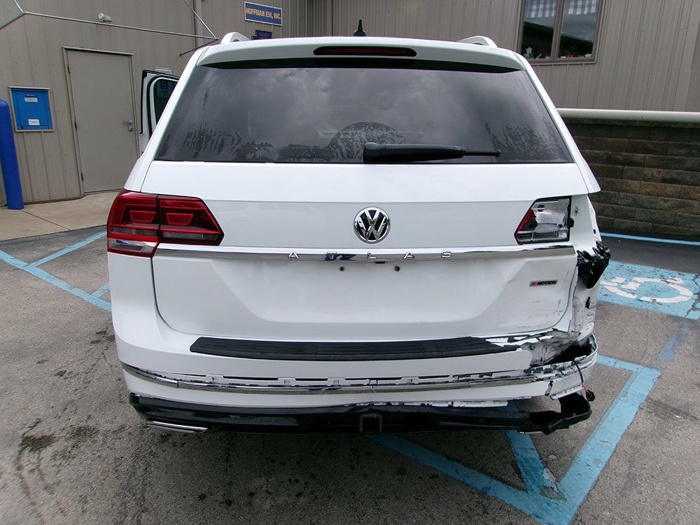 Used 2019 Volkswagen Atlas SE w/ Panoramic Sunroof Package AWD/4WD image 2