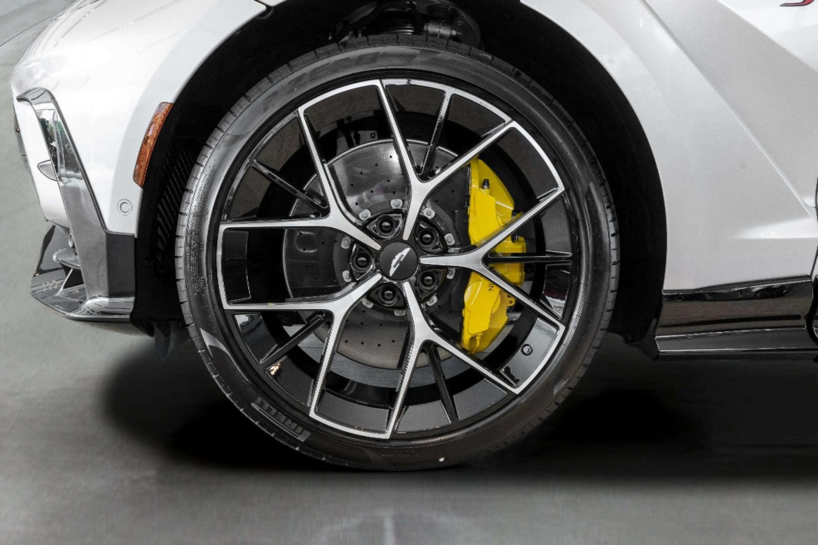 New 2026 Aston Martin DBX S AWD/4WD image 8
