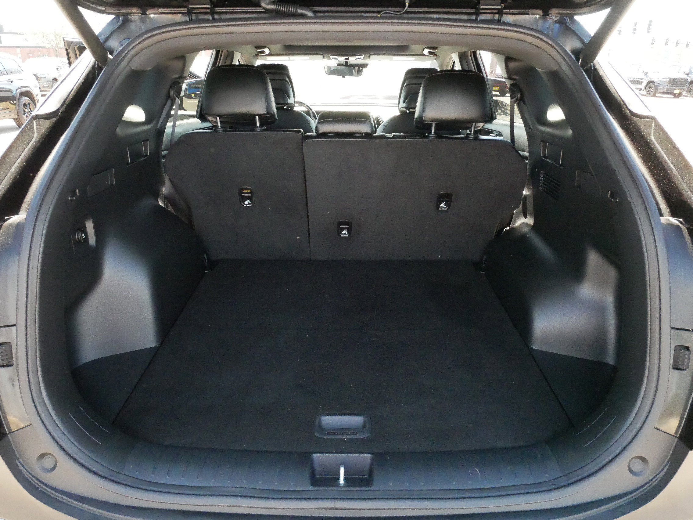 Used 2023 Kia Sportage X-Line w/ X-Line Premium Package AWD/4WD image 19