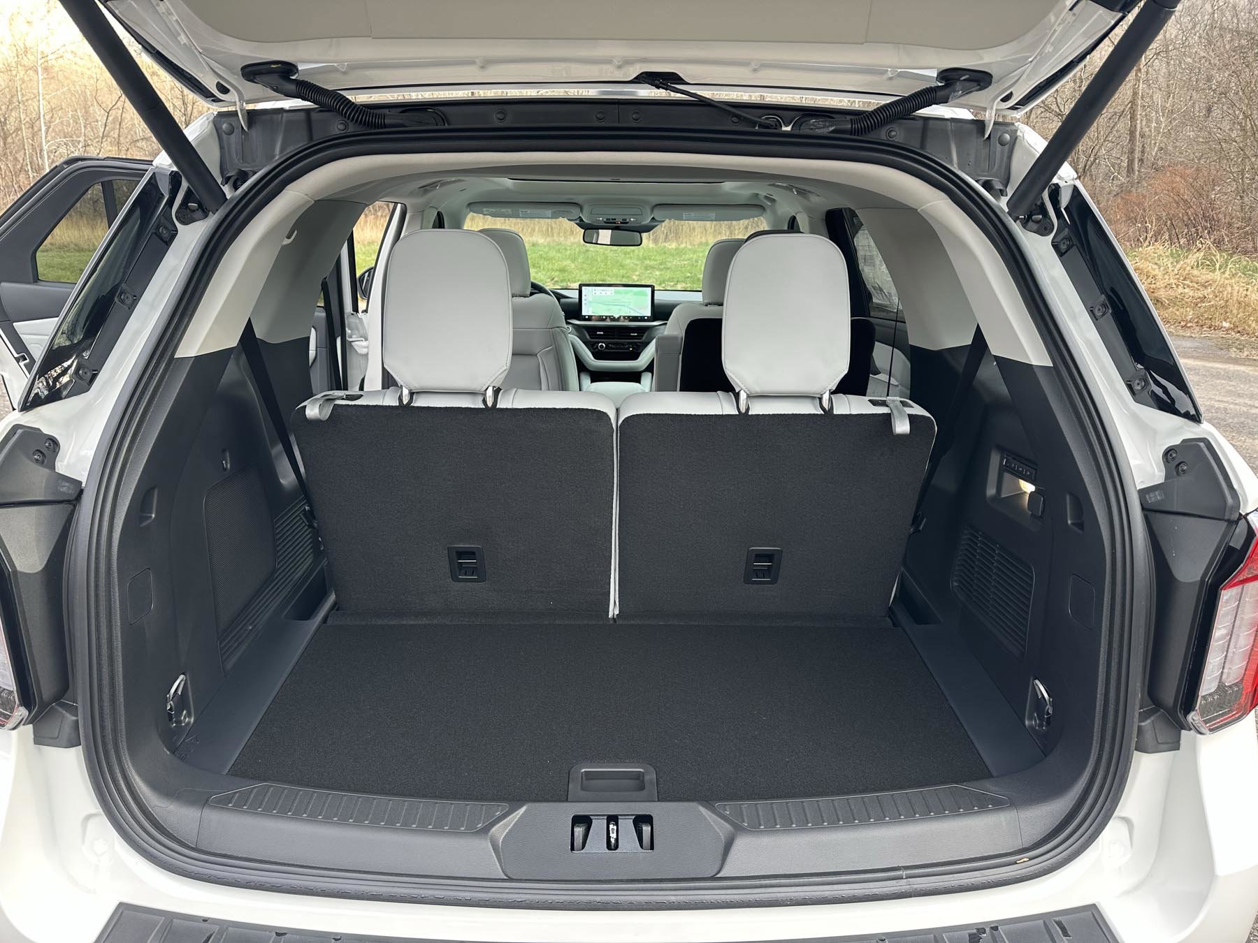 New 2026 Ford Explorer Platinum w/ LUX Leather Package image 41