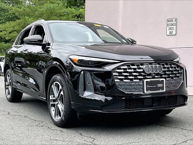 Used 2025 Audi Q5 Premium w/ Convenience Package AWD/4WD video 1