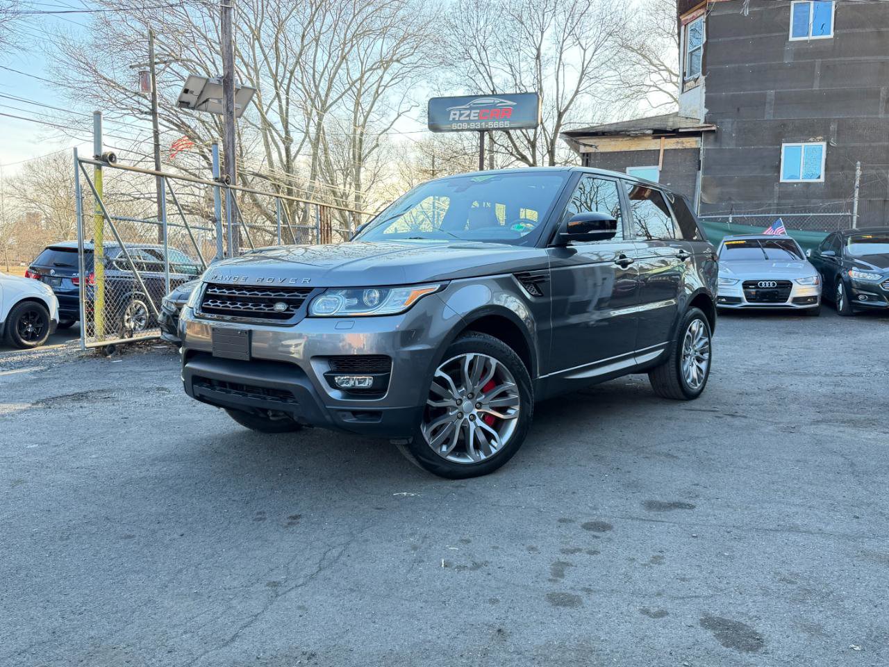 Used 2016 Land Rover Range Rover Sport Supercharged AWD/4WD image 3