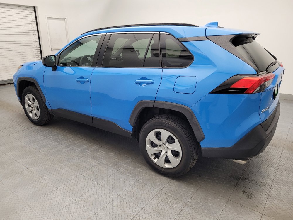 Used 2020 Toyota RAV4 LE image 3