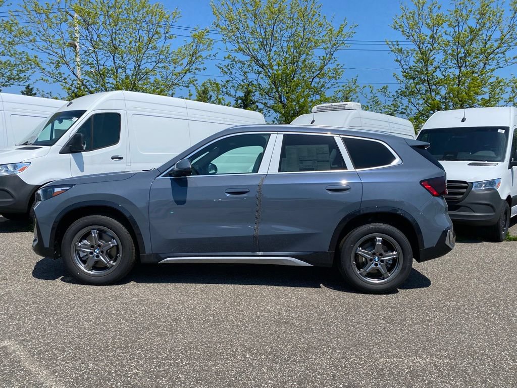 New 2026 BMW X1 xDrive28i w/ Technology Package AWD/4WD image 4