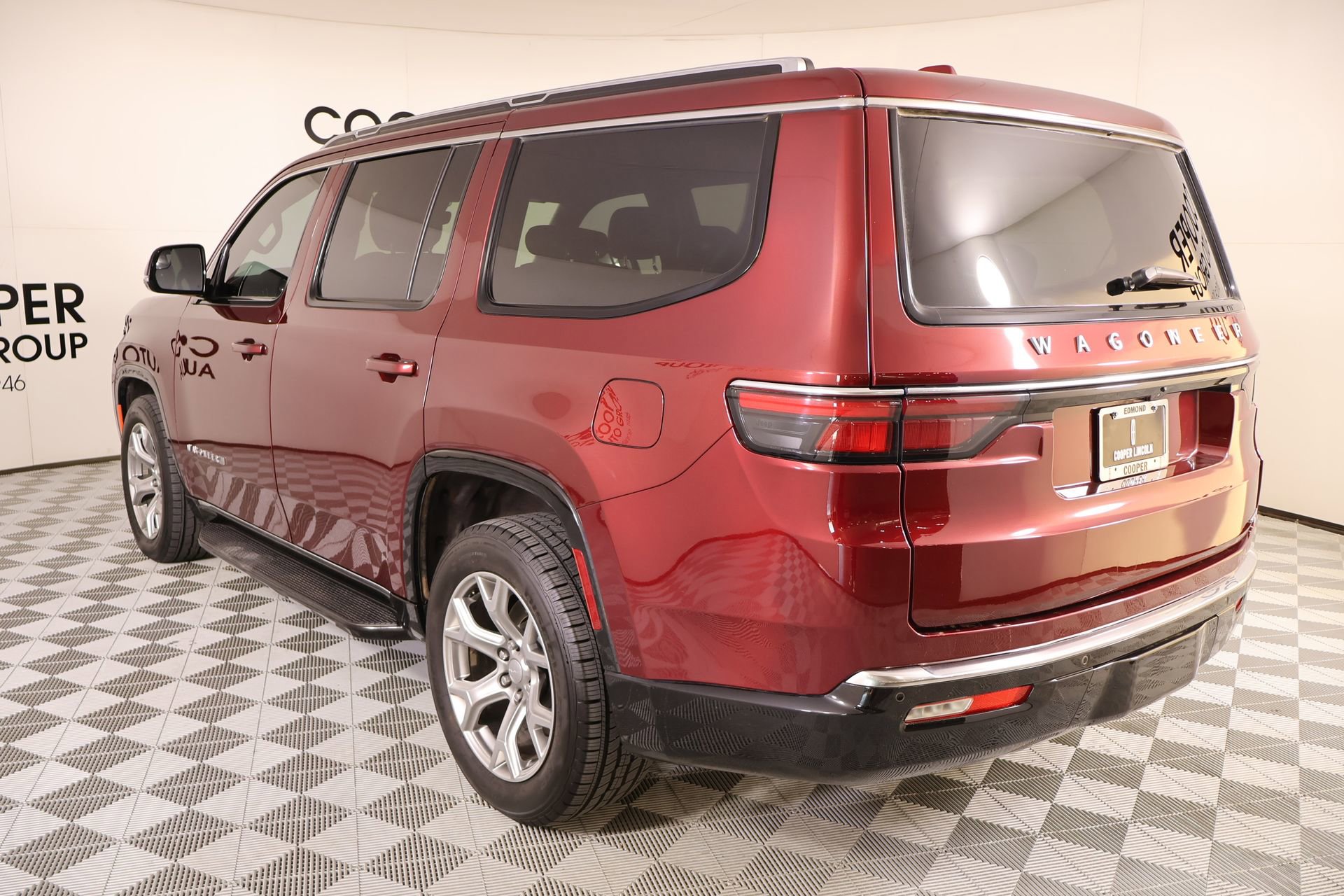 Used 2022 Jeep Wagoneer Series II image 24