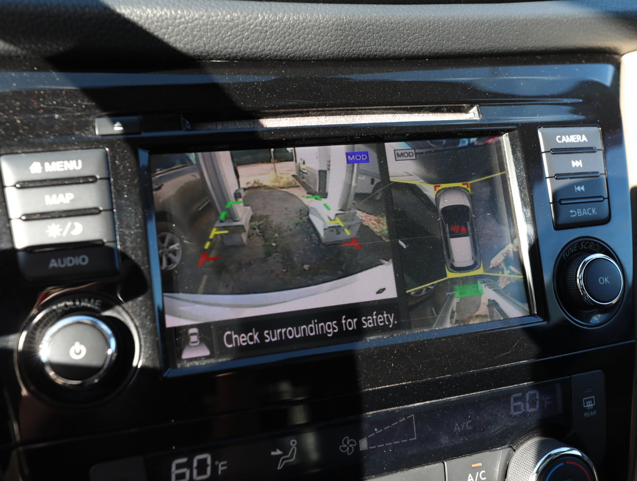 Used 2019 Nissan Rogue SL w/ Premium Package image 21