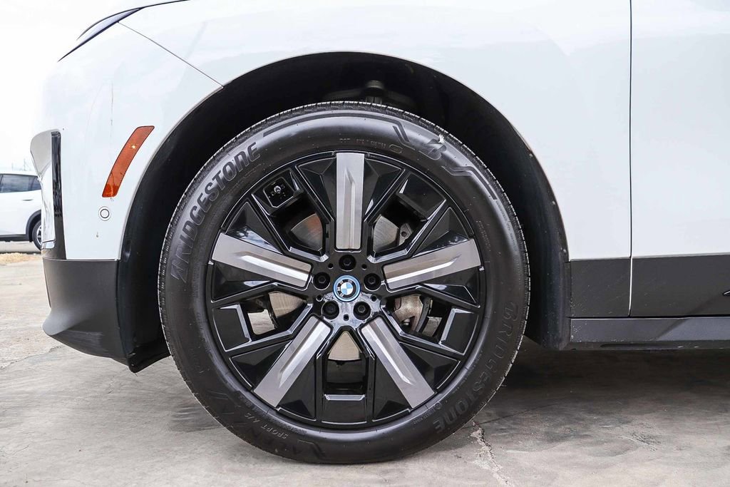 Certified 2023 BMW iX xDrive50 w/ Convenience Package AWD/4WD image 14