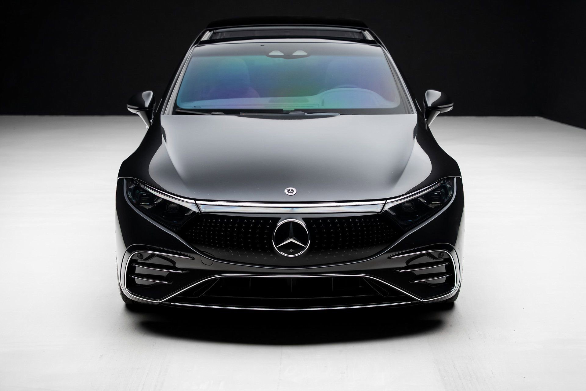 Used 2023 Mercedes-Benz EQS 580 4MATIC Sedan image 5