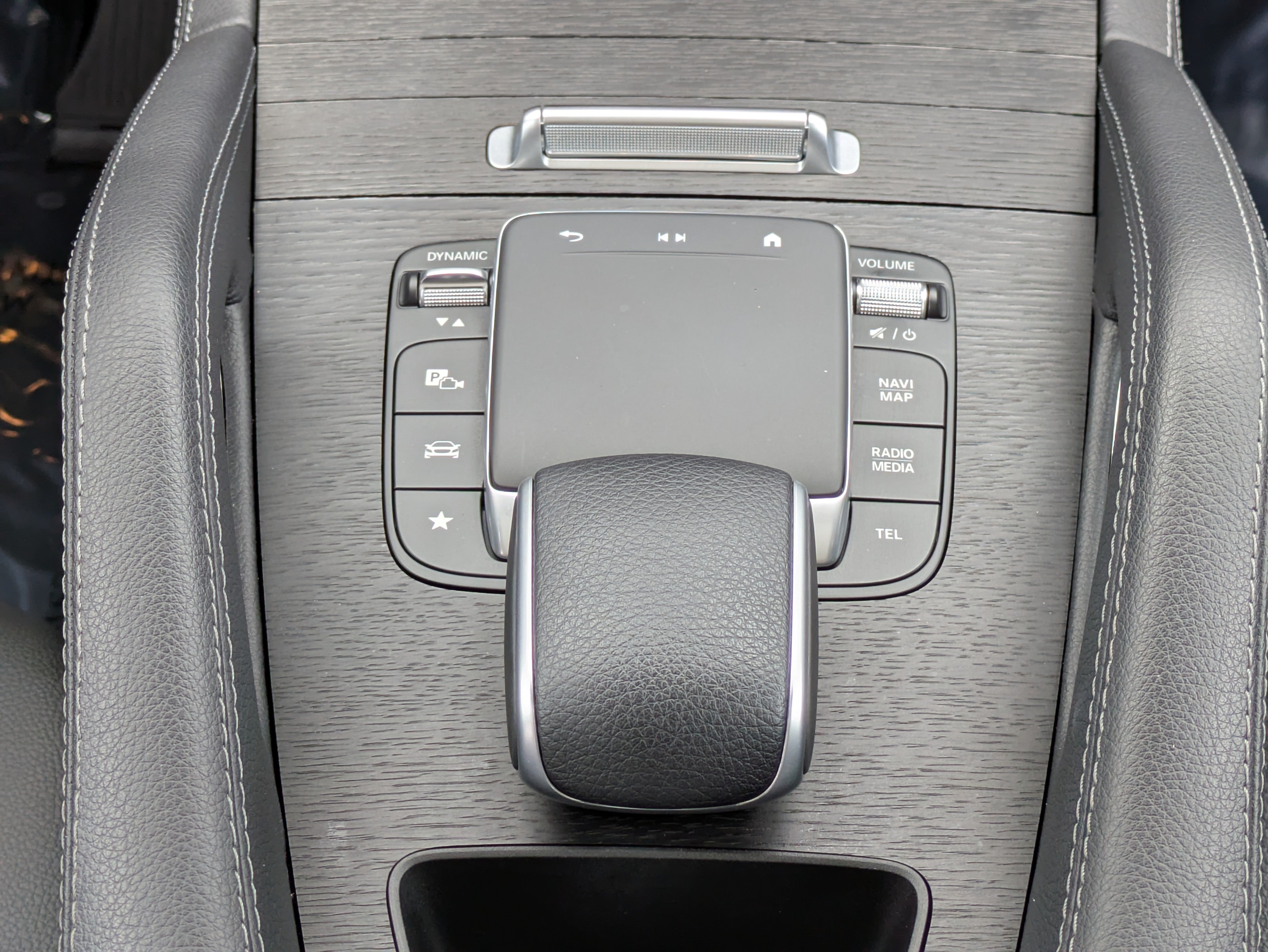 Used 2024 Mercedes-Benz GLE 350 4MATIC image 18