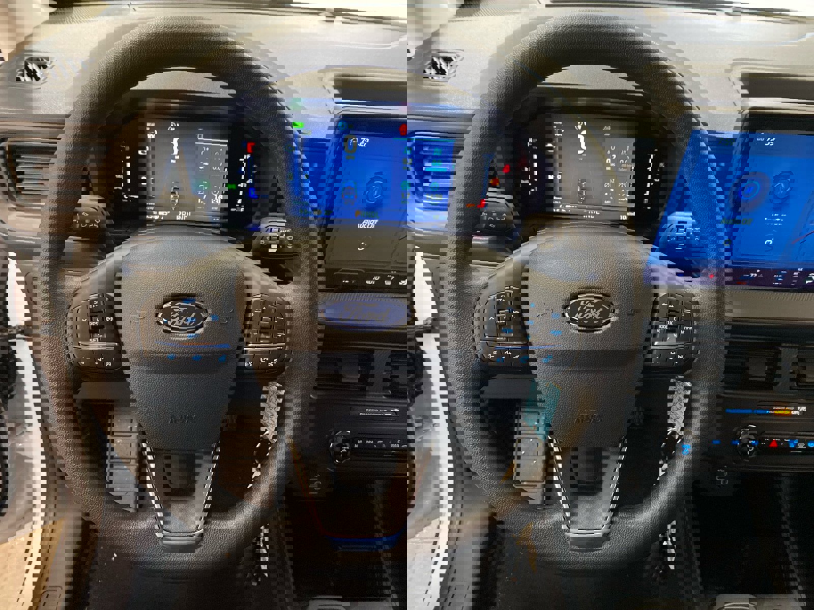 New 2026 Ford Maverick XL image 25