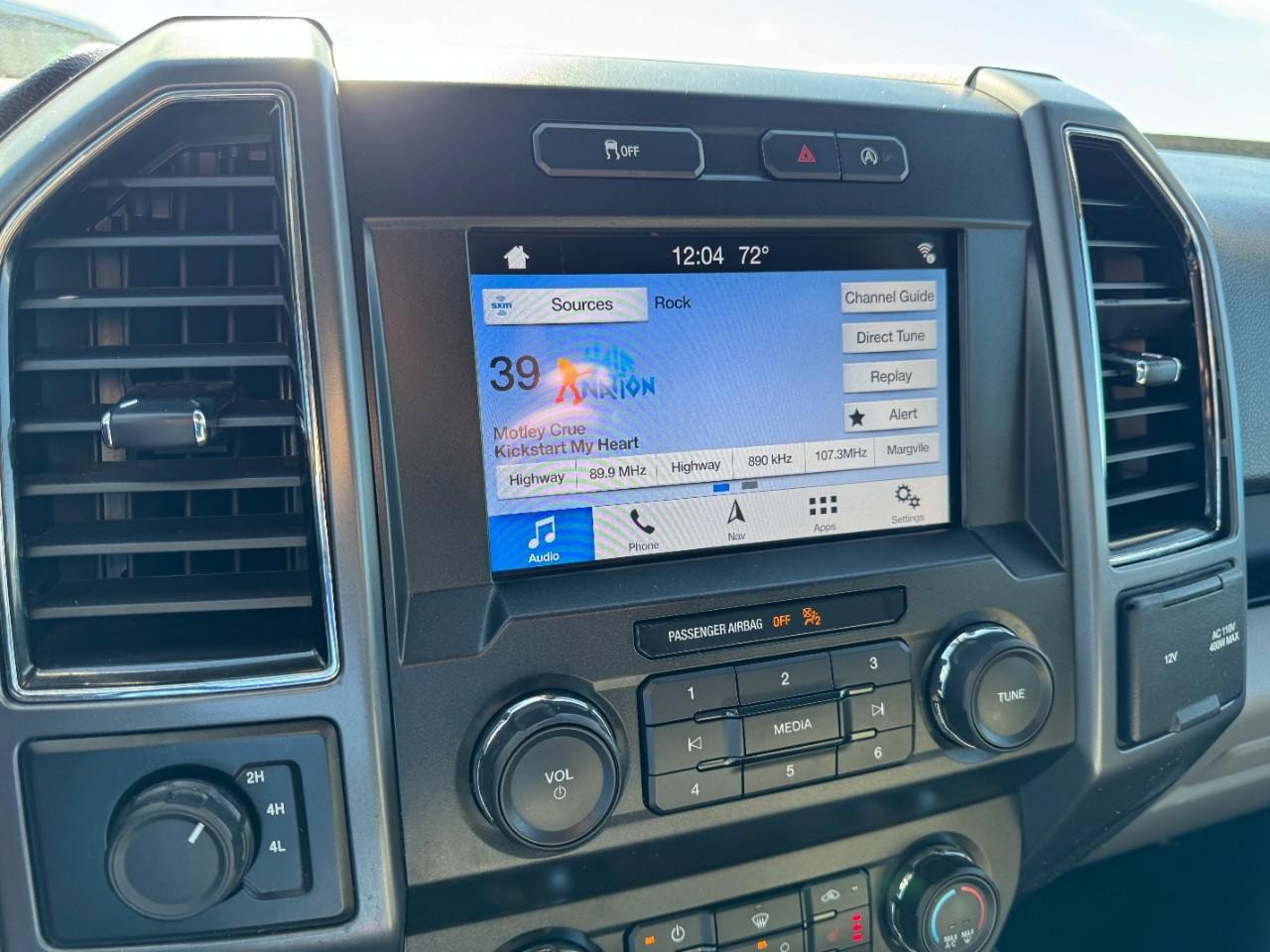 Used 2019 Ford F150 XLT w/ Equipment Group 302A Luxury image 19