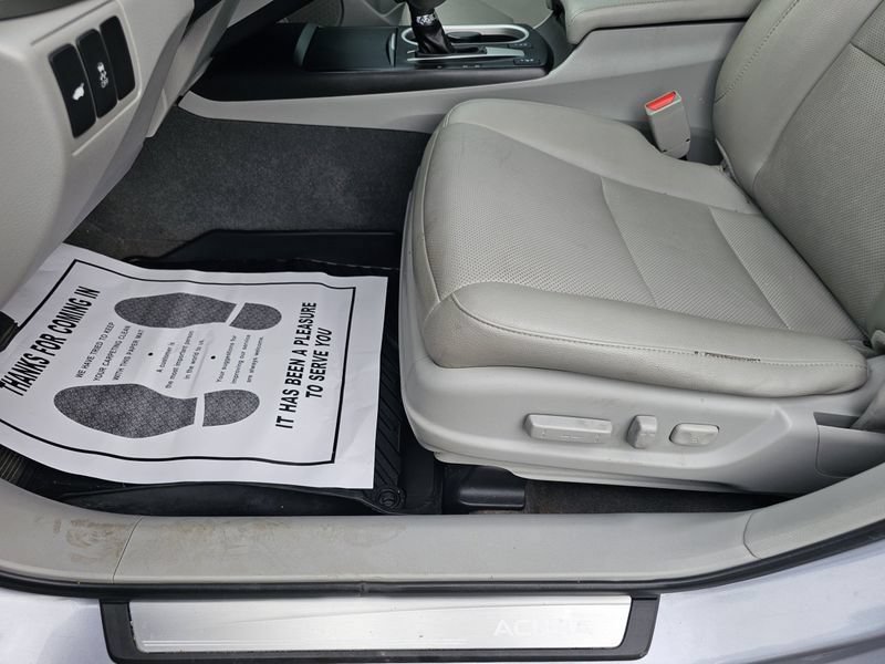 Used 2016 Acura RDX w/ Technology Package FWD image 18