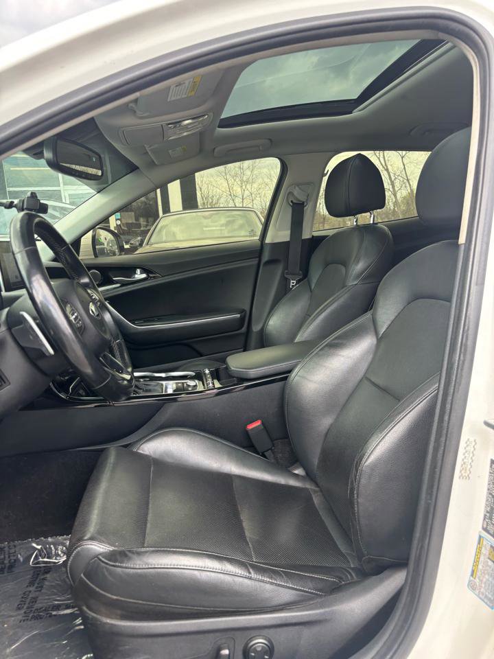 Used 2018 Kia Stinger Premium image 8