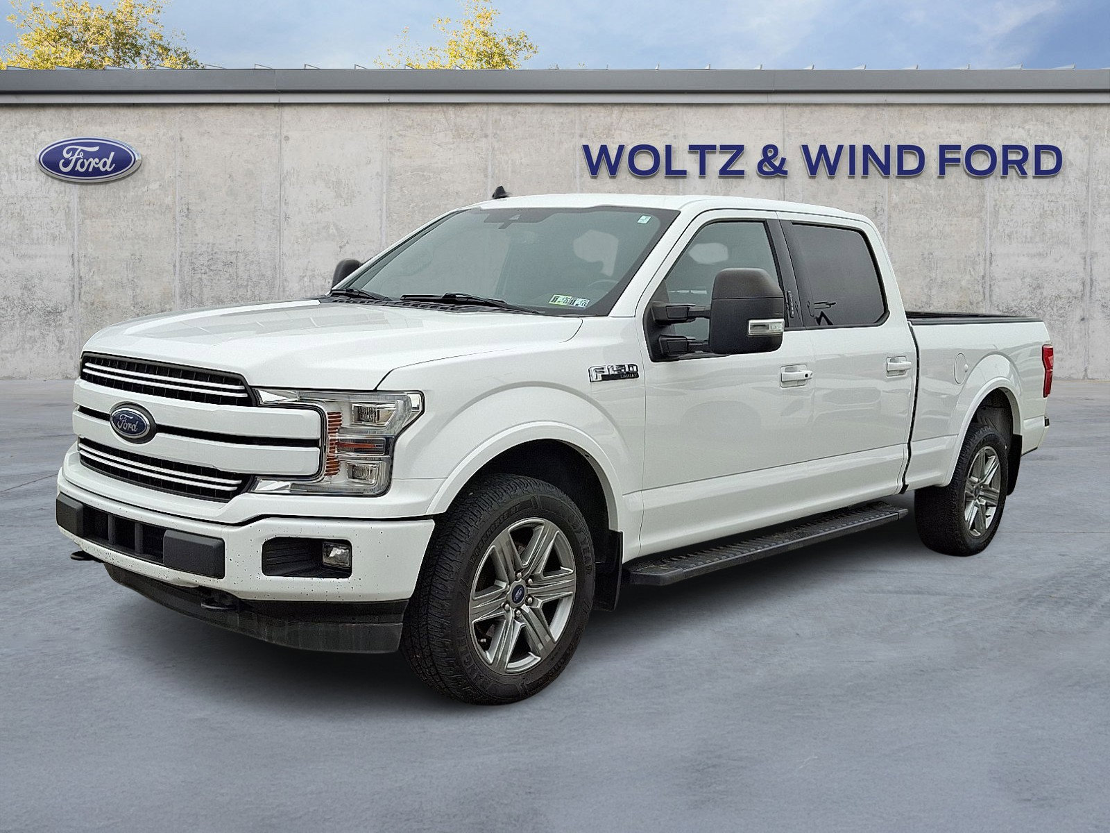 Certified 2019 Ford F150 Lariat w/ Equipment Group 502A Luxury image 3