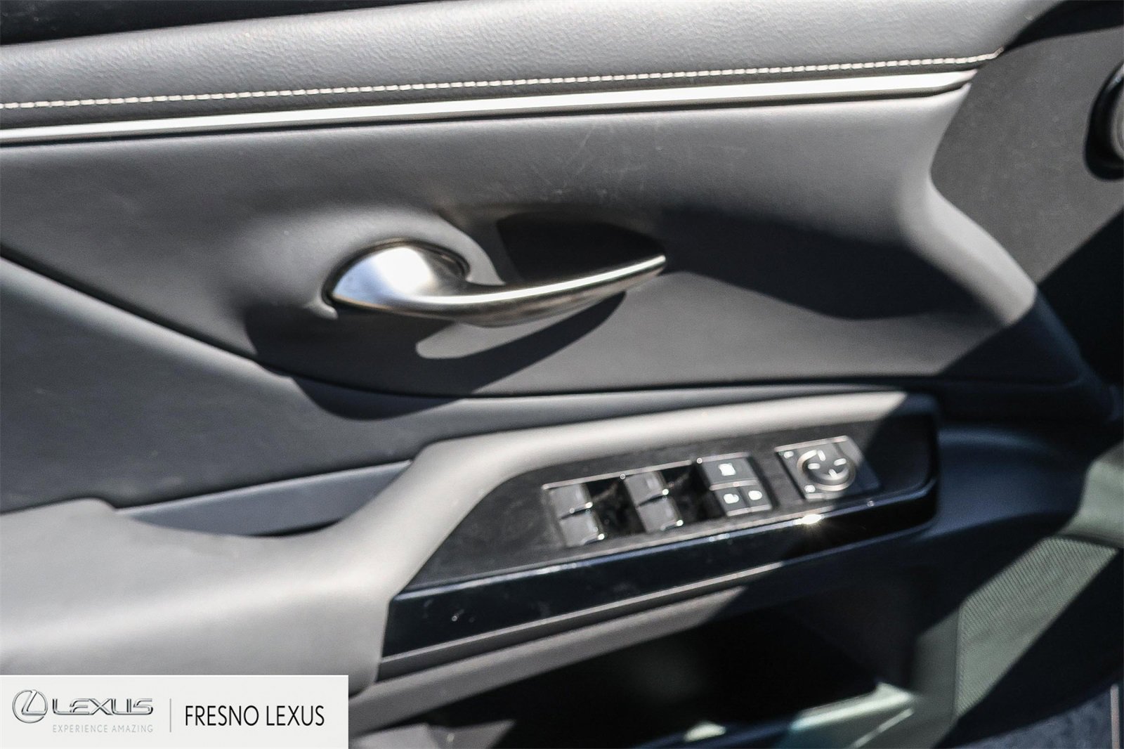 Certified 2025 Lexus ES 350 image 23