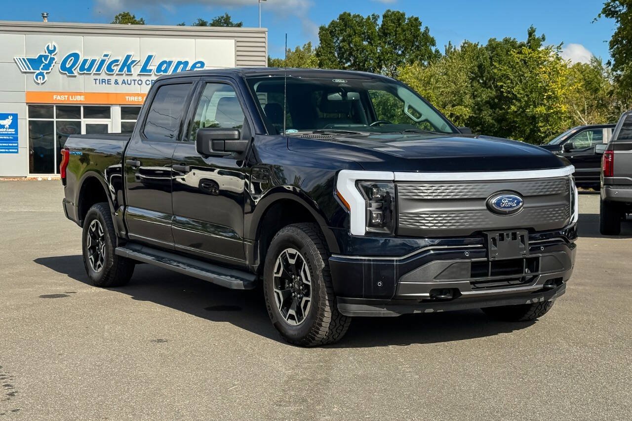 Used 2022 Ford F150 Lightning XLT
