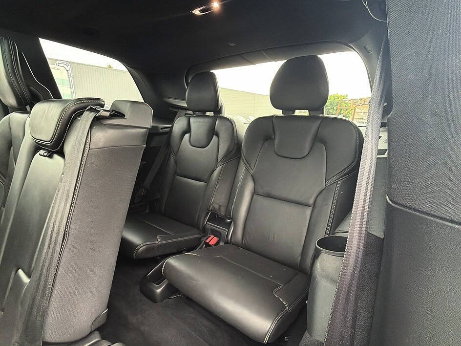 Used 2017 Volvo XC90 T6 Momentum w/ Vision Package AWD/4WD image 20