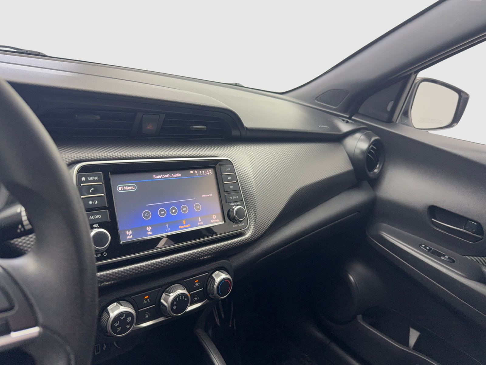 Used 2020 Nissan Kicks S FWD image 22