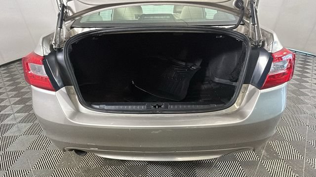 Used 2016 Subaru Legacy 2.5i Premium AWD/4WD image 27