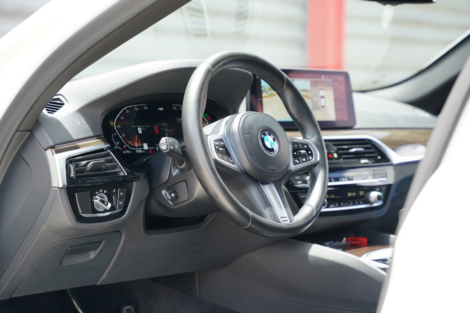 Used 2021 BMW 540i w/ M Sport Package RWD image 15