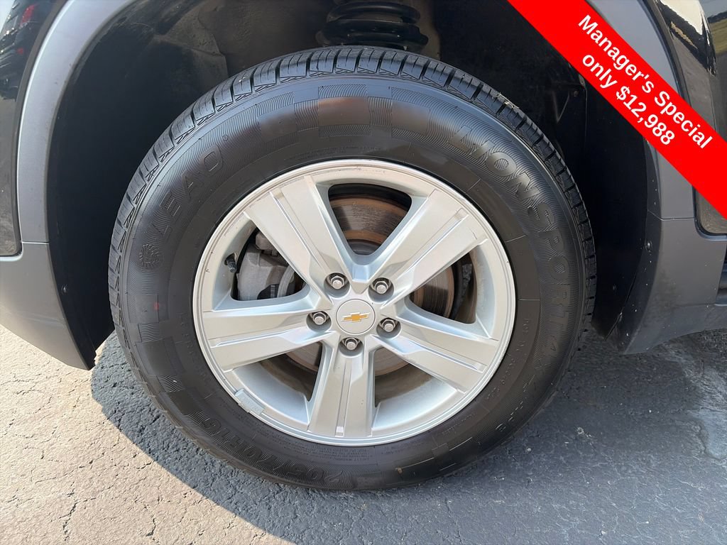 Used 2019 Chevrolet Trax LT w/ LT Convenience Package AWD/4WD image 24
