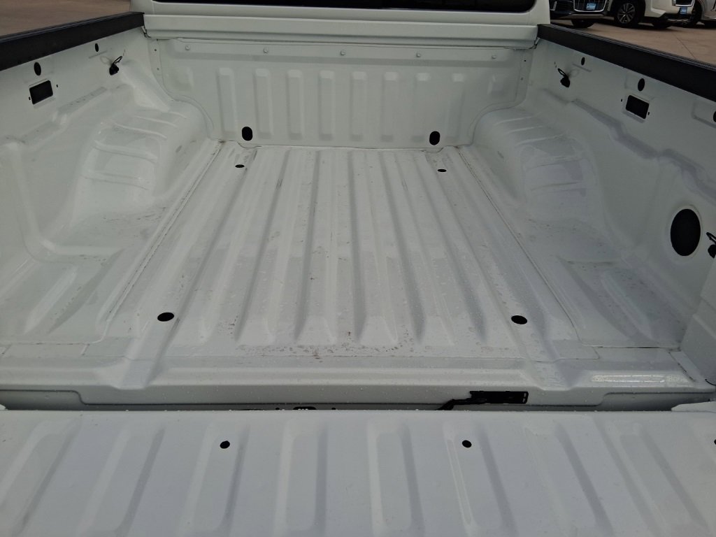 New 2026 Nissan Frontier S image 6