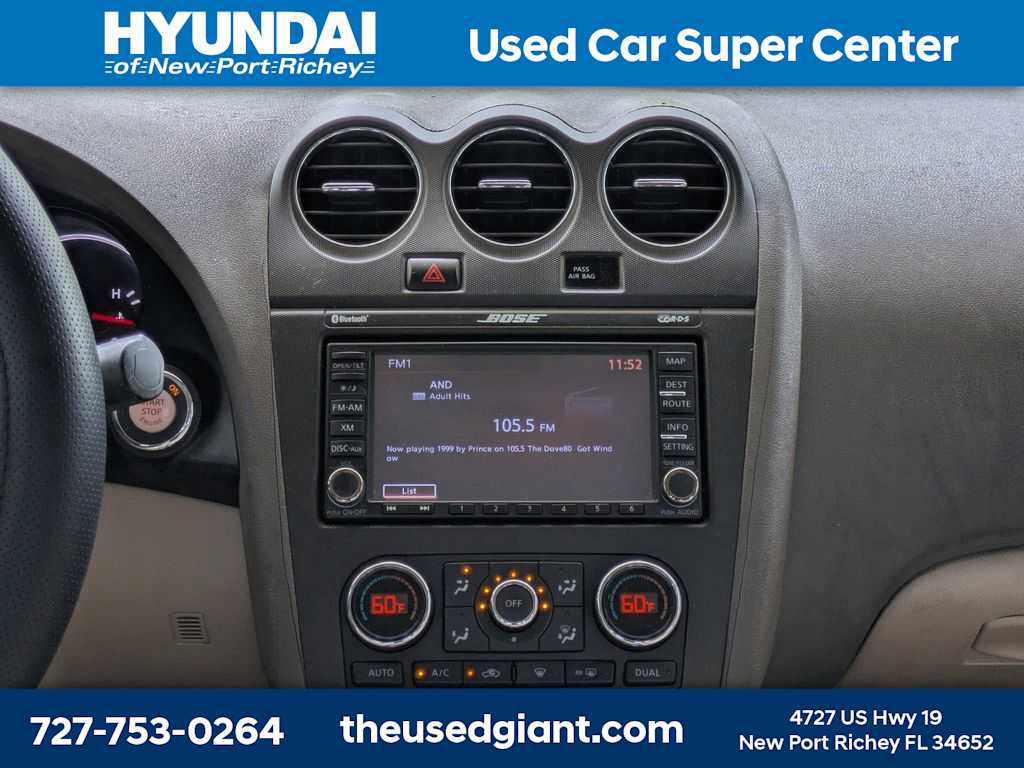 Used 2011 Nissan Altima 2.5 SL w/ Technology Pkg FWD image 19