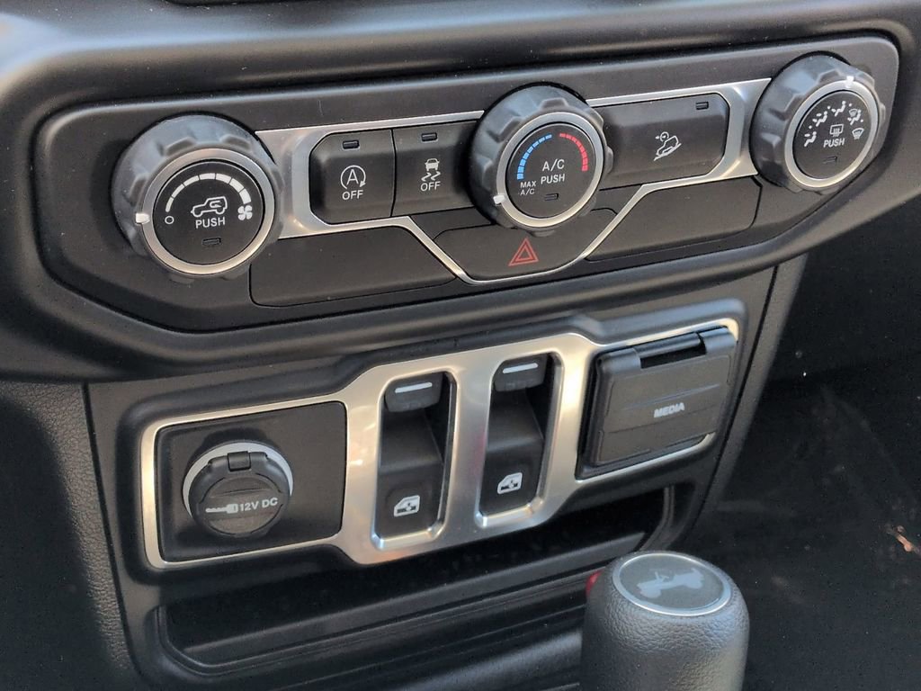 Certified 2020 Jeep Wrangler Sport image 20