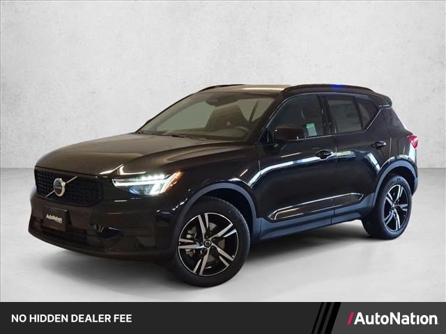 New 2026 Volvo XC40 B5 Core w/ Protection Package Premier AWD/4WD image 1