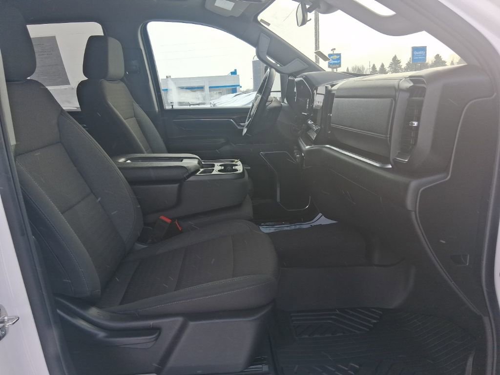 Used 2024 Chevrolet Silverado 2500 LT image 14